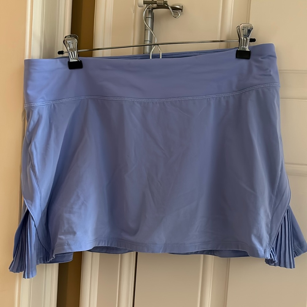 Lululemon Play Off The Pleats skirt, size 10 regular